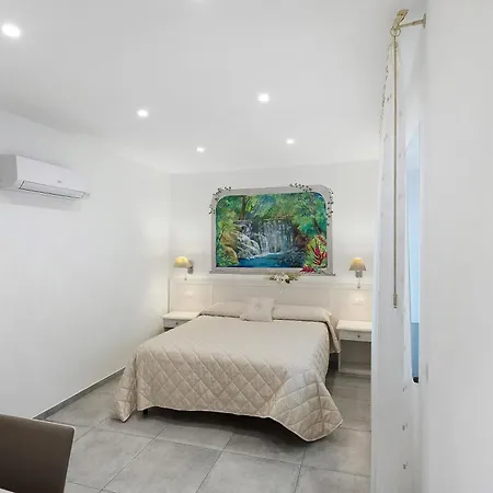 Bed & Breakfast Amaranto 3*